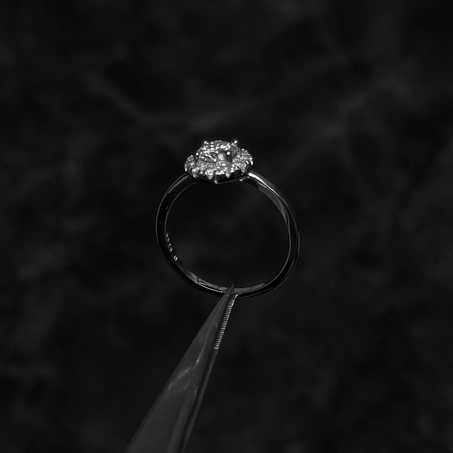 Anillo de Lujo #5.5 / Moissanita Lab / Plata 925
