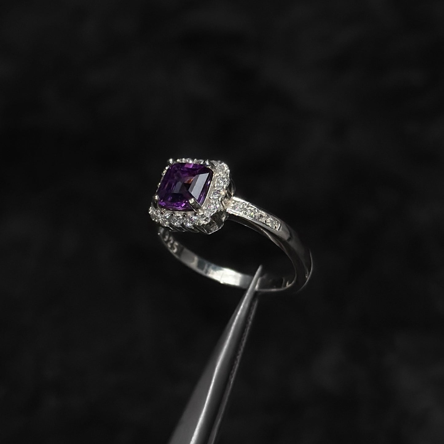 Anillo de Lujo #7 / Amatista Natural / Plata 925
