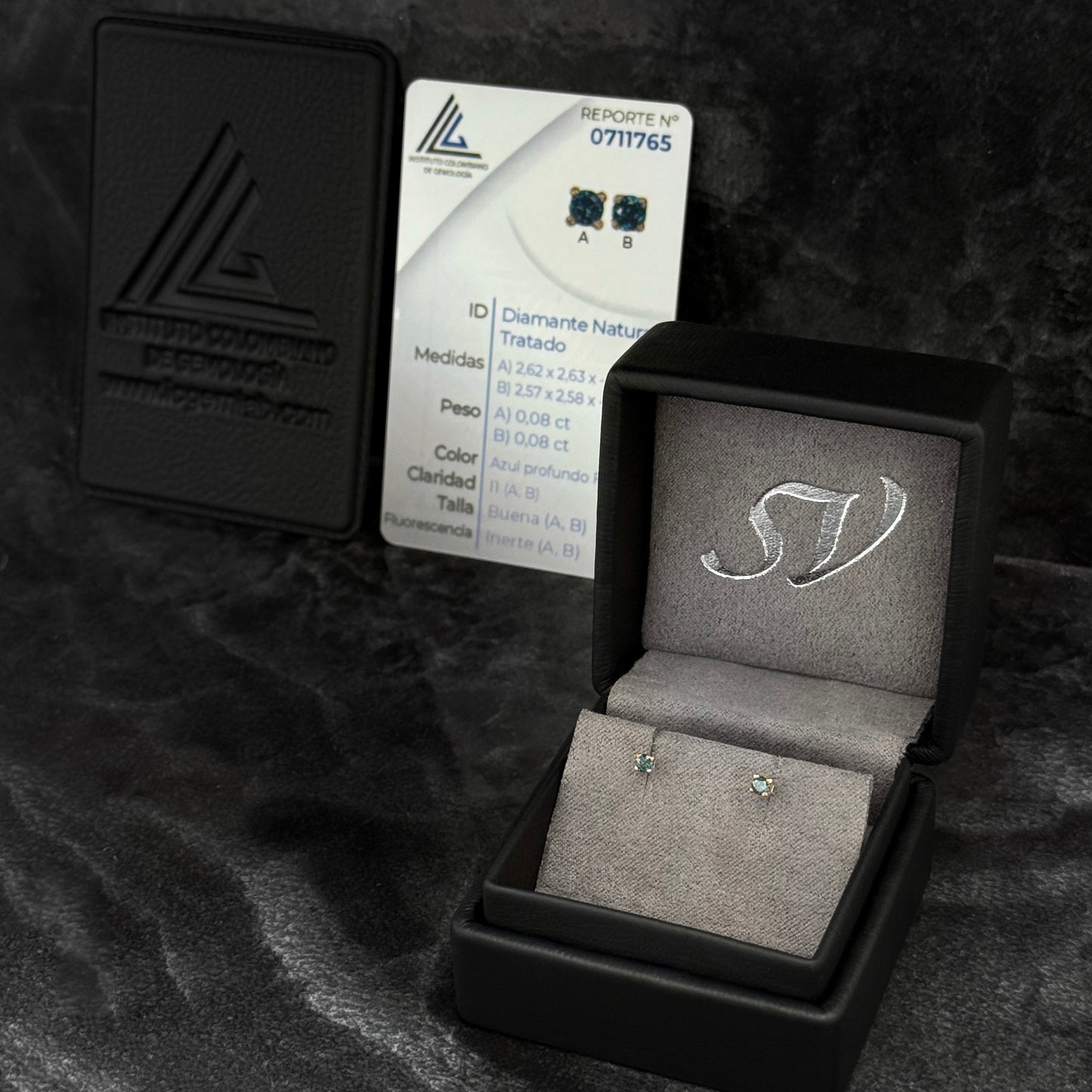 Topos de Lujo / Diamantes Azules Certificados / Oro 18K