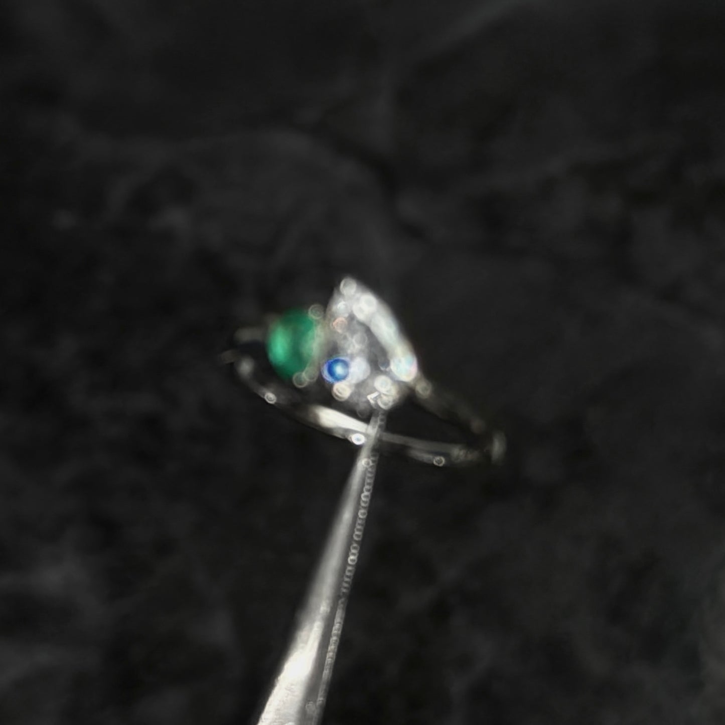 Anillo de Lujo #6 / Esmeralda Colombiana / Plata 925