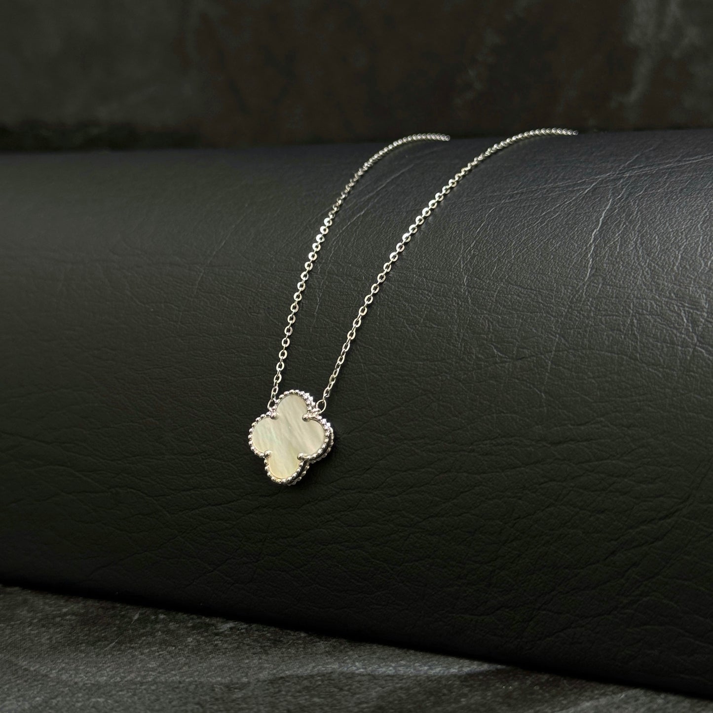 Cadena Lucky Clover White / Plata 925