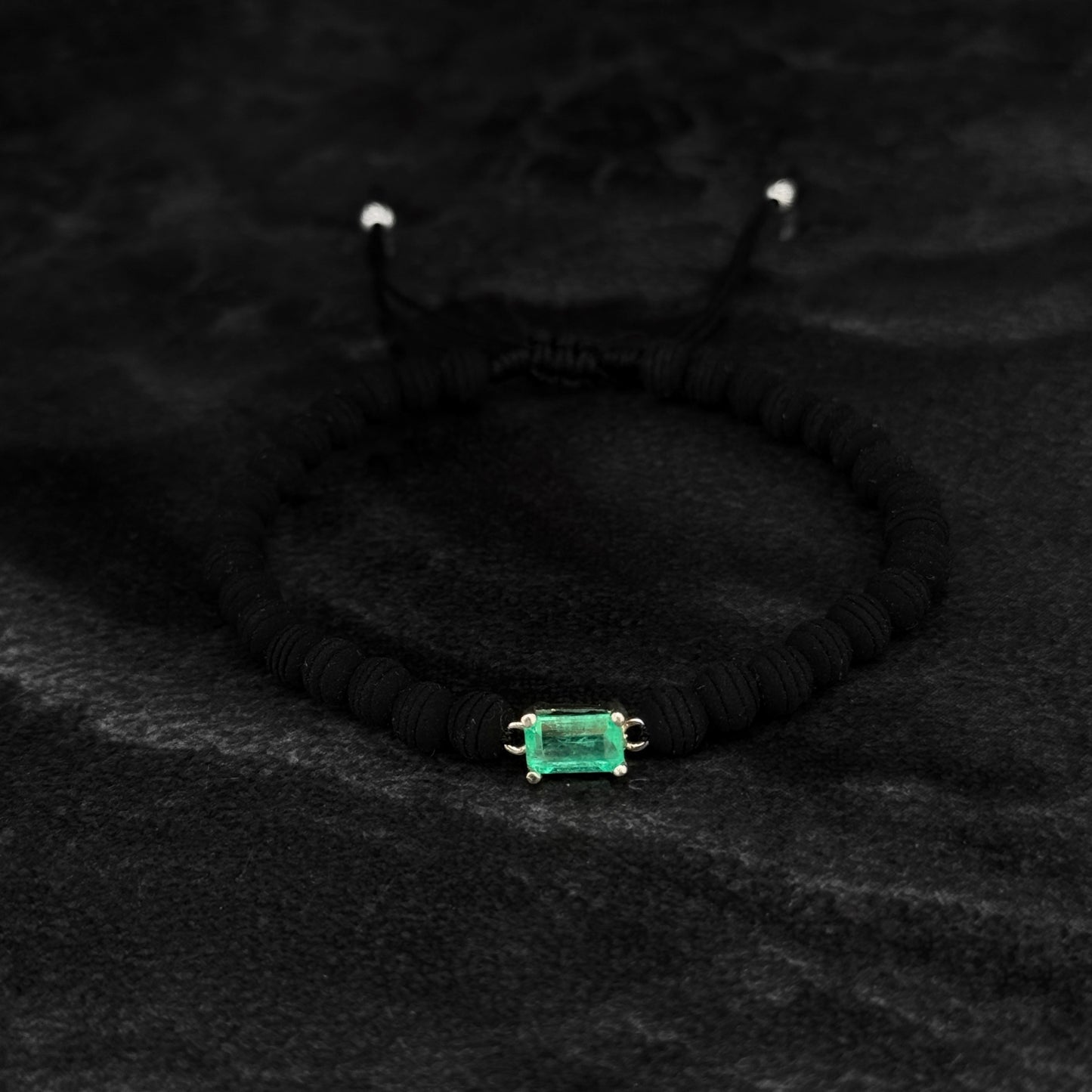 Pulsera Tejida de Lujo / Esmeralda Colombiana Certificada / Oro Blanco 18K
