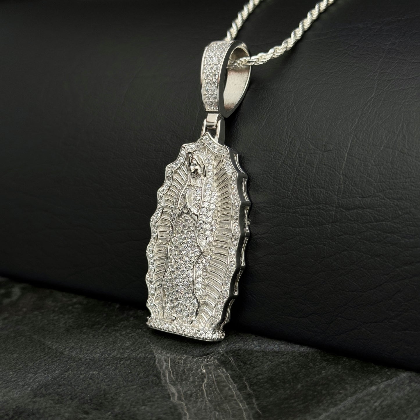 Cadena 60cm / Dije Virgen de Guadalupe / Plata 925