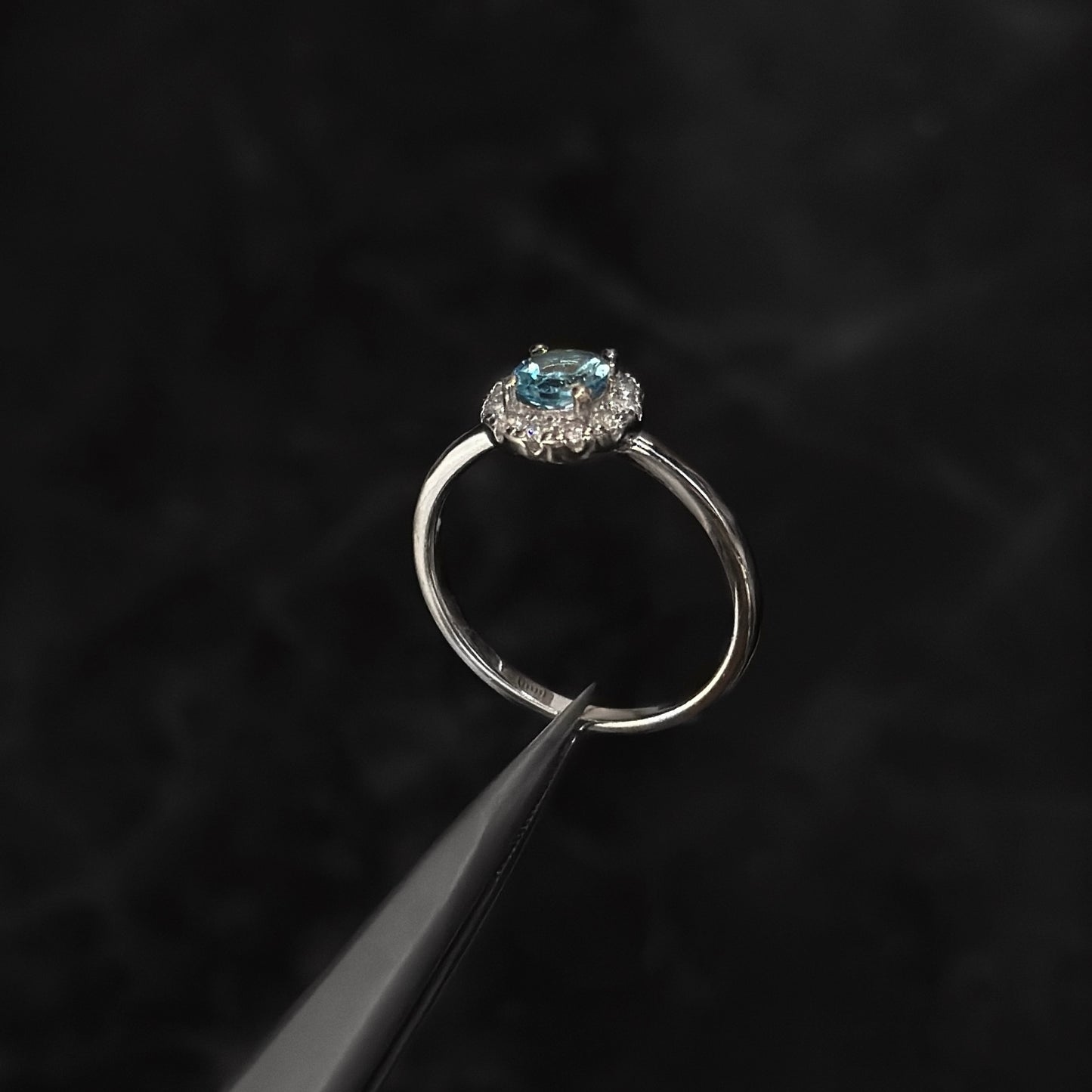 Anillo de Lujo / Topacio Natural / Plata 925