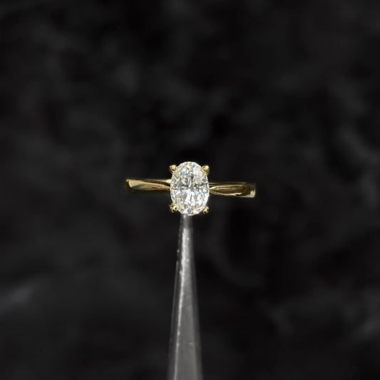 Anillo de Lujo Bajo Fabricación / Moissanita Lab / Oro 18K